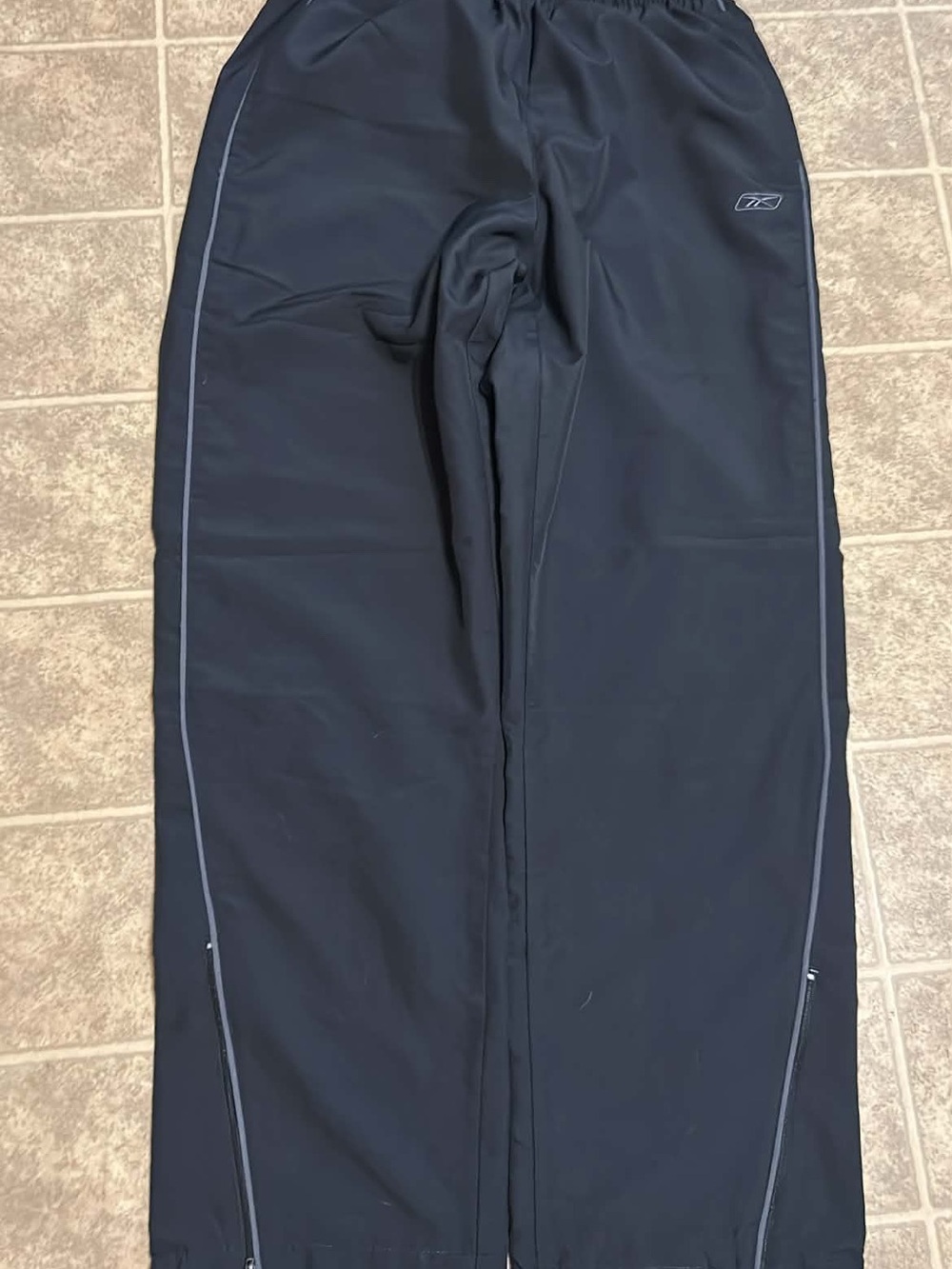 Reebok Black Mesh-Lined Athletic Shorts with Logo Tab